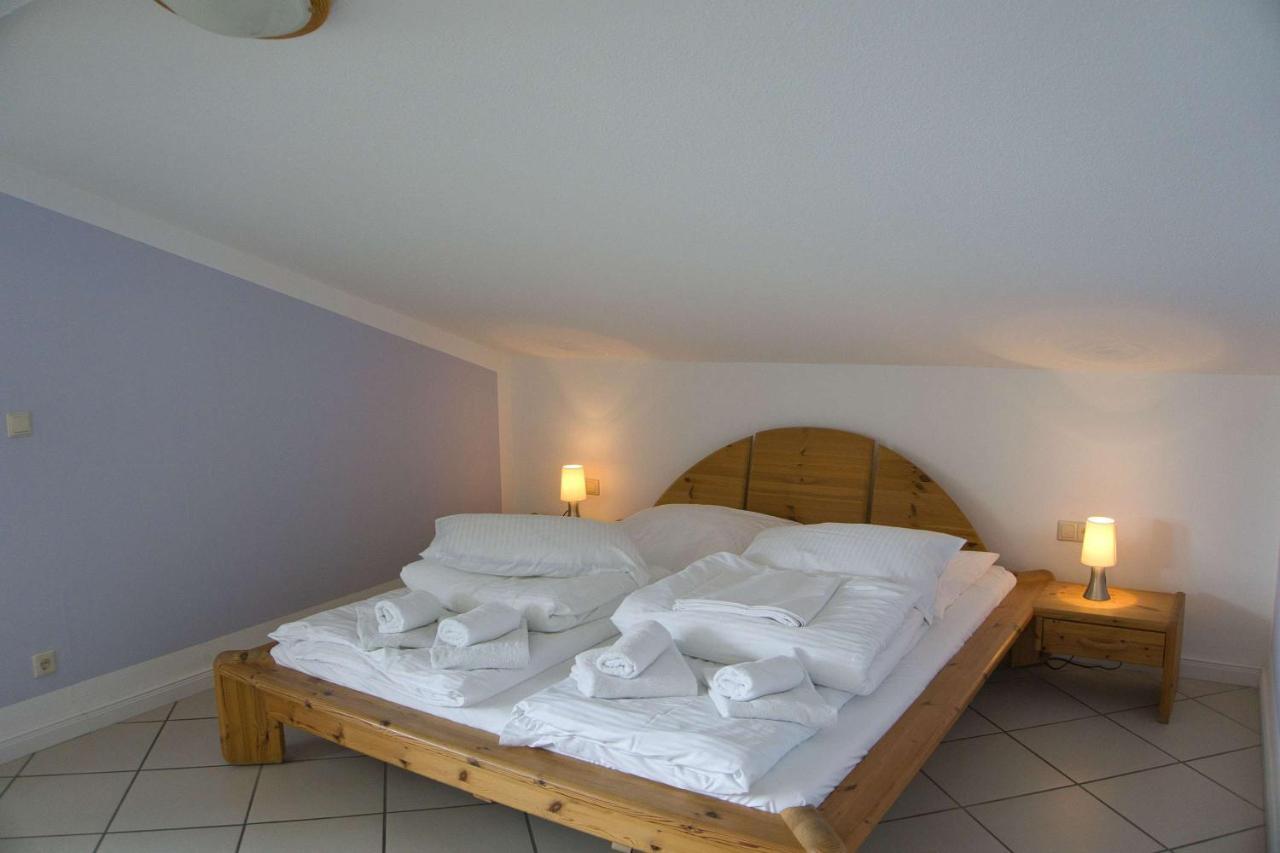 Fewo Mit Meerblick, Gratis Nutzung Vom Ahoi Erlebnisbad Und Sauna In Sellin - Haus Blick Zur See Fewo 11 Goehren (Ruegen) Exterior foto