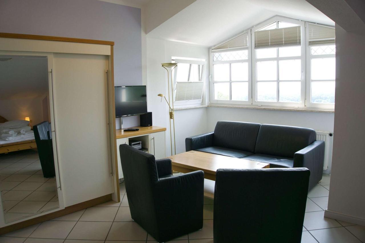 Fewo Mit Meerblick, Gratis Nutzung Vom Ahoi Erlebnisbad Und Sauna In Sellin - Haus Blick Zur See Fewo 11 Goehren (Ruegen) Exterior foto